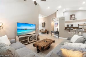 6769 Berwick Place, Naples, FL 34104 - MLS#226017883