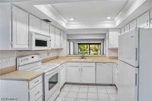 7430 Lake Breeze Drive, Fort Myers, FL 33907 - MLS#226017898