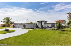 512 33rd Terrace, Cape Coral, FL 33904 - MLS#226017903