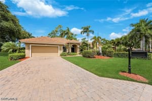 1221 Briarwood Court, Naples, FL 34104 - MLS#226017906