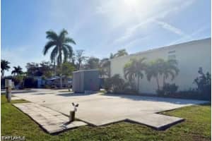 447 Cheetah Drive, Naples, FL 34114 - MLS#226017908