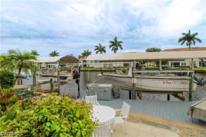 183 Eveningstar Cay, Naples