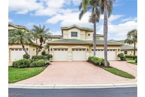 600 Vintage Reserve Ln 22b, Naples