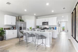 17821 SHADE TREE Loop, Punta Gorda, FL 33982 - MLS#226017948