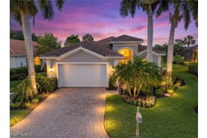 18131 Parkside Greens Dr, Fort Myers