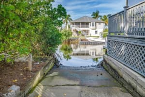 1283 Grand Canal Drive, Naples, FL 34110 - MLS#226017988