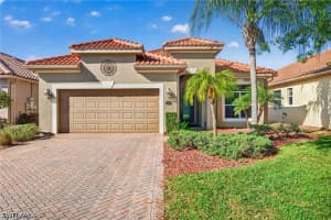 21218 Velino Ln, Estero