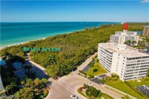 5 Bluebill Avenue, Naples, FL 34108 - MLS#226018075