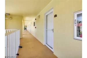 8284 Key Royal Circle, Naples, FL 34119 - MLS#226018085