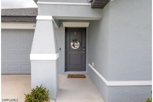 17762 Paradiso Way, North Fort Myers, FL 33917 - MLS#226018094
