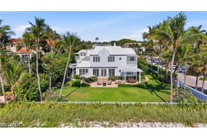 23 6TH AVE N, Naples, FL 34102 - MLS#226018147