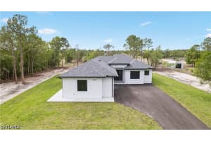 3288 54th Ave Ne, Naples