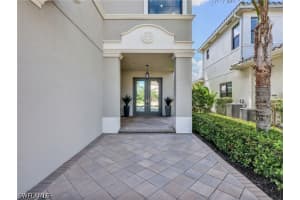 4716 Kensington Circle, Naples, FL 34119 - MLS#226018182
