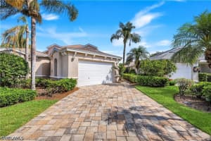 15040 Sterling Oaks Drive, Naples, FL 34110 - MLS#226018184
