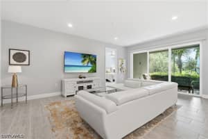 2560 Seychelles Drive, Naples, FL 34112 - MLS#226018187