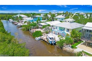 1296 Grand Canal Drive, Naples, FL 34110 - MLS#226018220