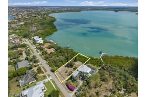 821 Caxambas, Marco Island, FL 34145 - MLS#226018225