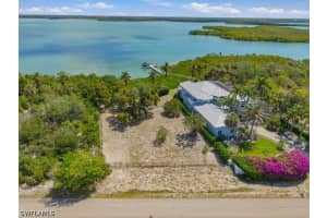821 Caxambas, Marco Island, FL 34145 - MLS#226018225