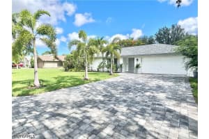2499 River Reach Drive, Naples, FL 34104 - MLS#226018226