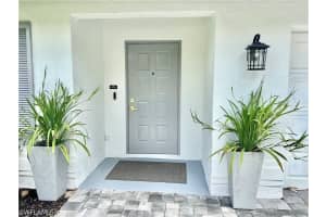 2499 River Reach Drive, Naples, FL 34104 - MLS#226018226