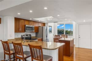 290 Naples Cove Drive, Naples, FL 34110 - MLS#226018254