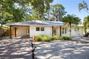 2424 Harbor Road, Naples, FL 34104 - MLS#226018286