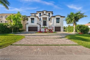 380 Trade Winds Avenue, Naples, FL 34108 - MLS#226018310