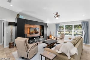 681 15th Street, Naples, FL 34117 - MLS#226018323