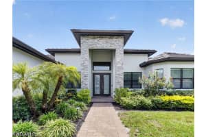 11590 Pin Oak Dr S, Bonita Springs