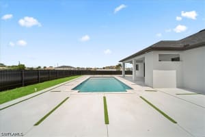 1925 15th Terrace, Cape Coral, FL 33993 - MLS#226018363
