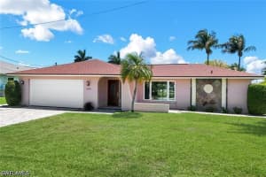 4005 1st Avenue, Cape Coral, FL 33904 - MLS#226018387