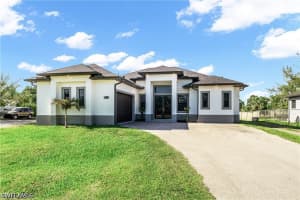 2557 29th Avenue, Naples, FL 34120 - MLS#226018414