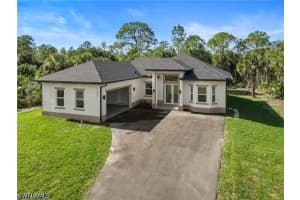 1081 Desoto Boulevard, Naples, FL 34117 - MLS#226018418