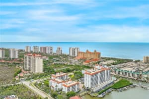 470 Launch Cir 403, Naples