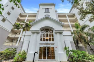 470 Launch Circle, Naples, FL 34108 - MLS#226018423