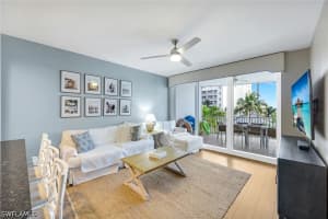 470 Launch Circle, Naples, FL 34108 - MLS#226018423