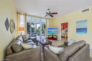 460 LAUNCH Circle, Naples, FL 34108 - MLS#226018430