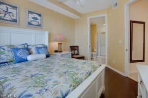 400 FLAGSHIP Drive, Naples, FL 34108-2395 - MLS#226018451