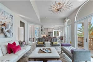 375 5th Avenue, Naples, FL 34102 - MLS#226018464