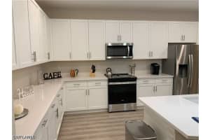 208 Indies Dr E 202, Naples, FL 34114 - MLS#226018489