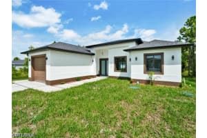 3510 21st Street SW, Lehigh Acres, FL 33976 - MLS#226018520