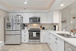 5250 Fox Hollow Drive, Naples, FL 34104 - MLS#226018522