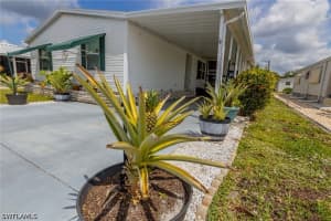 9749 Sugarberry Way, Fort Myers, FL 33905 - MLS#226018529
