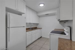 2828 Jackson Street, Fort Myers, FL 33901 - MLS#226018542