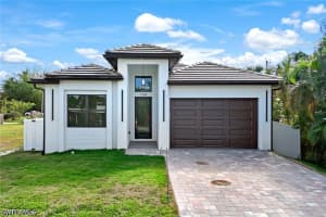 1248 Trail Terrace Drive, Naples, FL 34103 - MLS#226018548
