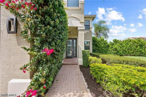 3551 Beaufort Court, Naples, FL 34119 - MLS#226018549