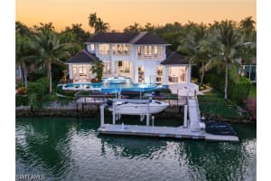 3525 Fort Charles Dr, Naples