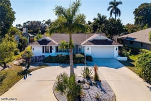 178 Torrey Pines Pt, Naples