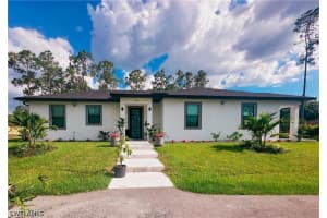 3708 12th Ave Ne, Naples