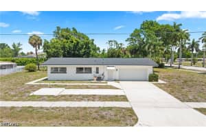 10300 McGregor Boulevard, Fort Myers, FL 33919 - MLS#226018611